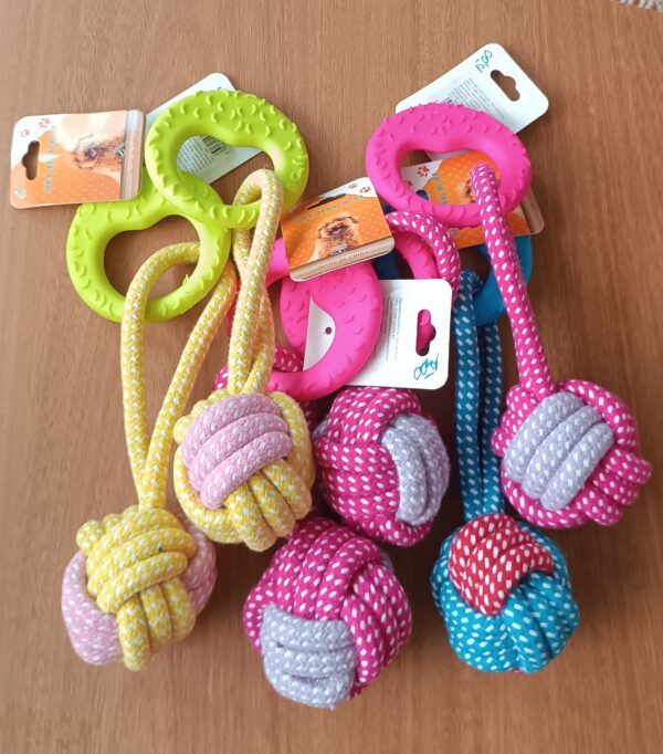 Bolinha com corda