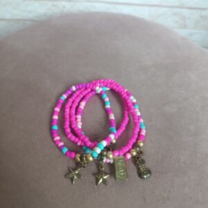 Conjunto de pulseiras com pingente